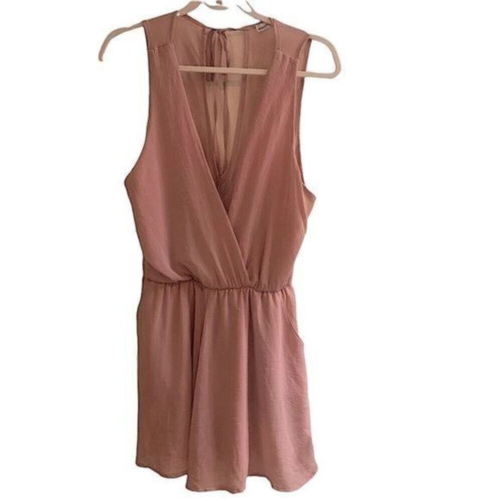 Dainty Hooligan‎ Camisole Style Deep V Cinched Waist Romper Size Large